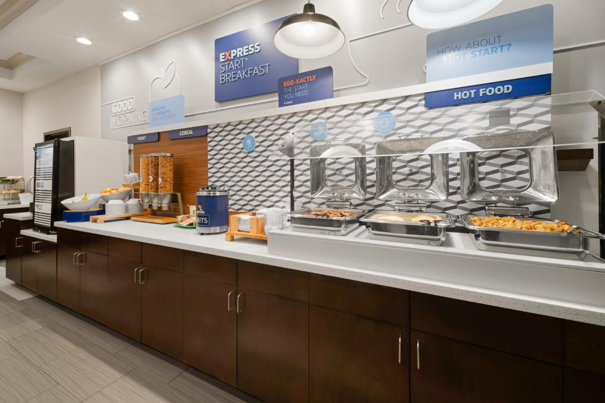 Holiday Inn Express & Suites Aiken By Ihg Экстерьер фото