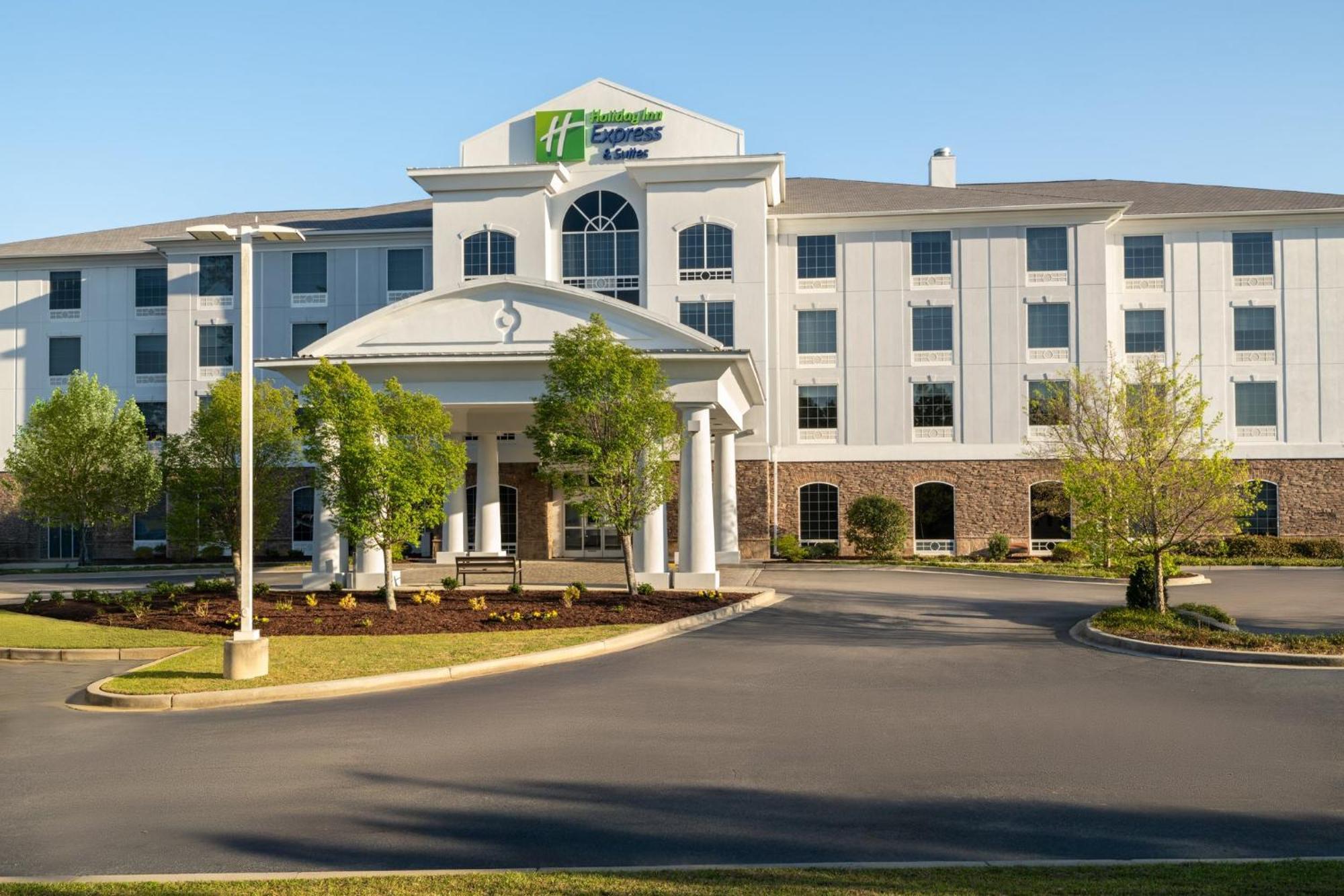 Holiday Inn Express & Suites Aiken By Ihg Экстерьер фото